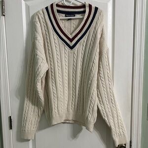 BRITCHES Cream Cable-Knit V-Neck Sweater with Navy & Burgundy Trim